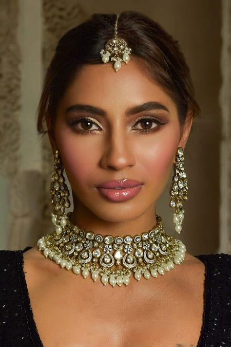 Shop_Amaara Jewels_Gold Plated Pearls And White Moissanite Choker Set _at_Aza_Fashions