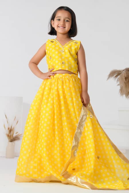 Bannhi By Priyanka Rathore_Yellow Chanderi Gota Patti Bandhani Print Lehenga Set _at_Aza_Fashions