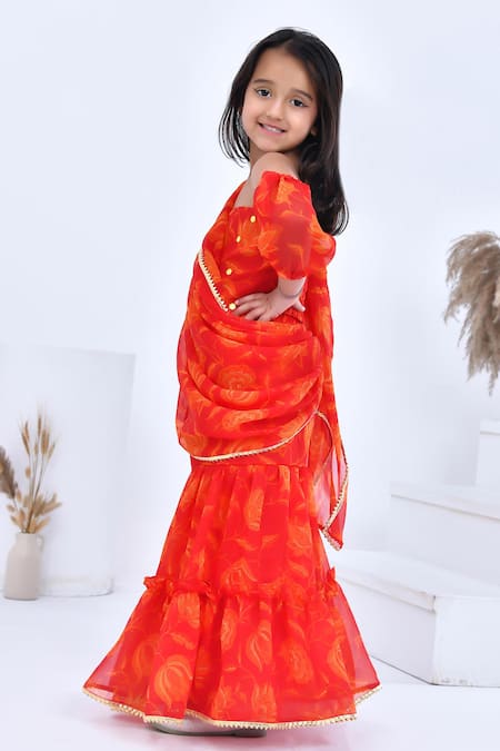Buy_Bannhi By Priyanka Rathore_Orange Chiffon Sequins Embellished Blossom Print Pre-draped Saree _Online_at_Aza_Fashions