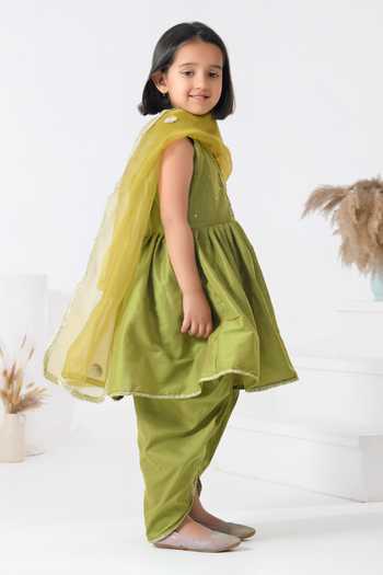 Buy_Bannhi By Priyanka Rathore_Green Organza, Taffeta Gota Patti Embellished Peplum Dhoti Pant Set _Online_at_Aza_Fashions