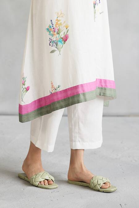 Roza Ivory Linen Round Neck Blossom Printed Kurta And Pant Set Online at Aza Fashions Roza_Ivory Linen Round Neck Blossom Printed Kurta And Pant Set _Online_at_Aza_Fashions