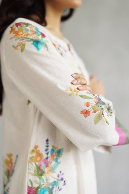 Shop_Roza_Ivory Linen Round Neck Blossom Printed Kurta And Pant Set _Online_at_Aza_Fashions