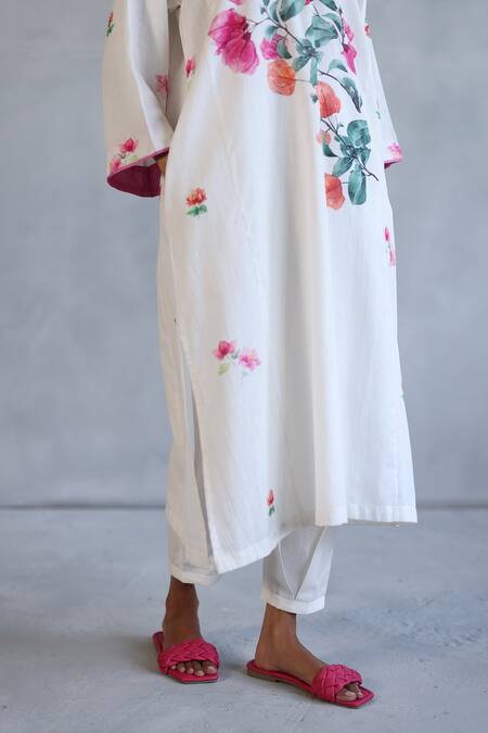 Shop Roza Ivory Linen V-neck Printed Bougainvillea Kurta And Pant Set Shop_Roza_Ivory Linen V-neck Printed Bougainvillea Kurta And Pant Set