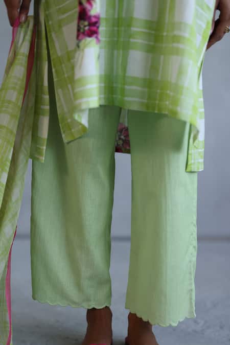 Buy Roza Green Linen Embroidery Open Neck Checkered Floral Kurta And Pant Set Online at Aza Fashions Buy_Roza_Green Linen Embroidery Open Neck Checkered Floral Kurta And Pant Set _Online_at_Aza_Fashions