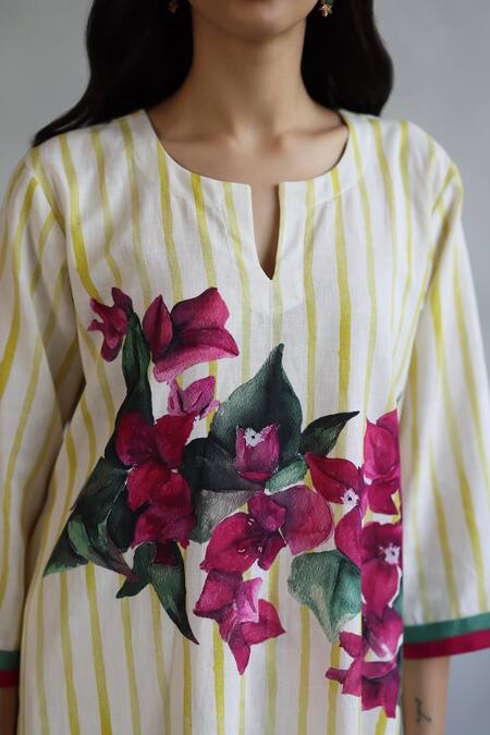 Buy_Roza_Yellow Linen Open Neck Printed Kurta Set _Online_at_Aza_Fashions