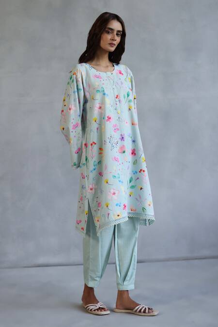 Roza_Blue Linen Beads Round Neck Floral Printed Kurta Set _Online_at_Aza_Fashions