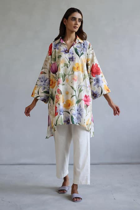 Shop Roza Multi Color Linen Collared Floral Tulip Print Kaftan Online at Aza Fashions Shop_Roza_Multi Color Linen Collared Floral Tulip Print Kaftan _Online_at_Aza_Fashions