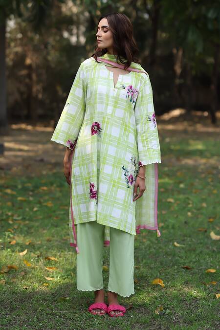 Buy_Roza_Green Lime Checkered Print Stole 