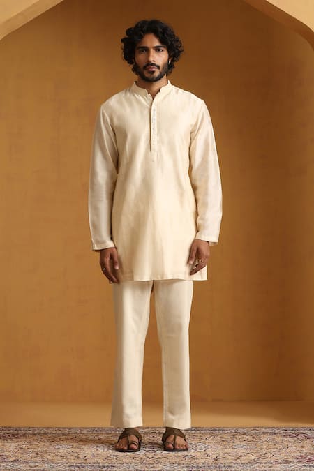 Buy_Weaver Story_Off White Chanderi Zari, Embroidery Woven Stripe Bundi Kurta Set 