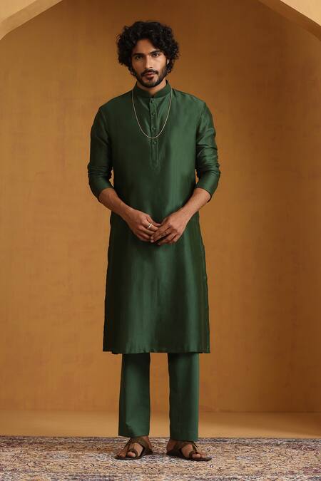 Buy Weaver Story Green Chanderi Sequins Striped Bundi Kurta Set Online at Aza Fashions Buy_Weaver Story_Green Chanderi Sequins Striped Bundi Kurta Set _Online_at_Aza_Fashions