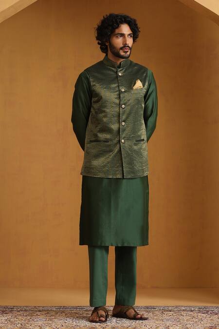 Shop Weaver Story Green Chanderi Sequins Striped Bundi Kurta Set Online at Aza Fashions Shop_Weaver Story_Green Chanderi Sequins Striped Bundi Kurta Set _Online_at_Aza_Fashions