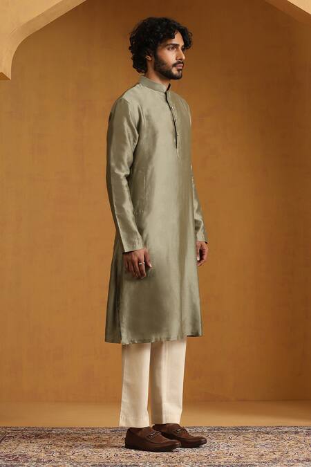 Weaver Story Green Chanderi Chevron Woven Bundi Set at Aza Fashions Weaver Story_Green Chanderi Chevron Woven Bundi Set_at_Aza_Fashions