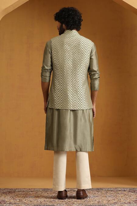 Shop Weaver Story Green Chanderi Chevron Woven Bundi Set at Aza Fashions Shop_Weaver Story_Green Chanderi Chevron Woven Bundi Set_at_Aza_Fashions