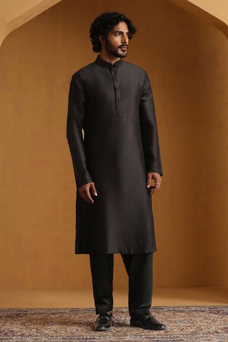 Weaver Story Black Chanderi Zari Zardozi Embroidered Bundi Kurta Set at Aza Fashions Weaver Story_Black Chanderi Zari Zardozi Embroidered Bundi Kurta Set _at_Aza_Fashions