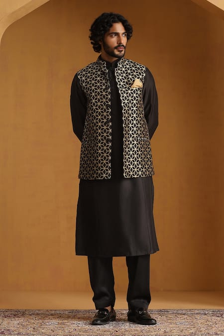 Weaver Story_Black Chanderi Geometric Pattern Bundi Kurta Set _Online_at_Aza_Fashions