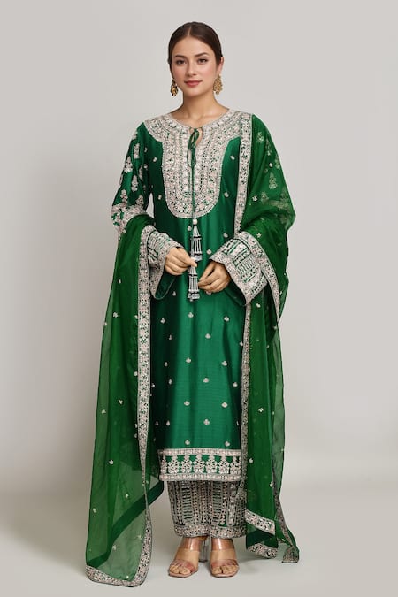 Shop Kalighata Green Chanderi Embroidery Round Neck Gulshan Kurta Set at Aza Fashions Shop_Kalighata_Green Chanderi Embroidery Round Neck Gulshan Kurta Set _at_Aza_Fashions