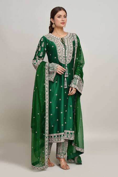 Kalighata Green Chanderi Embroidery Round Neck Gulshan Kurta Set at Aza Fashions Kalighata_Green Chanderi Embroidery Round Neck Gulshan Kurta Set _at_Aza_Fashions