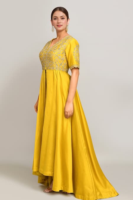 Buy_Kalighata_Yellow Chanderi Sequins, Zari V-neck Zardozi Embroidered High-low Anarkali Set 