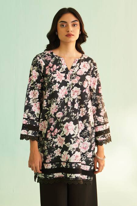 Buy_Shetab Kazmi_Black Cotton, Linen Lace, Cut Work Open Floral Print Kurta Set With Culottes _Online_at_Aza_Fashions