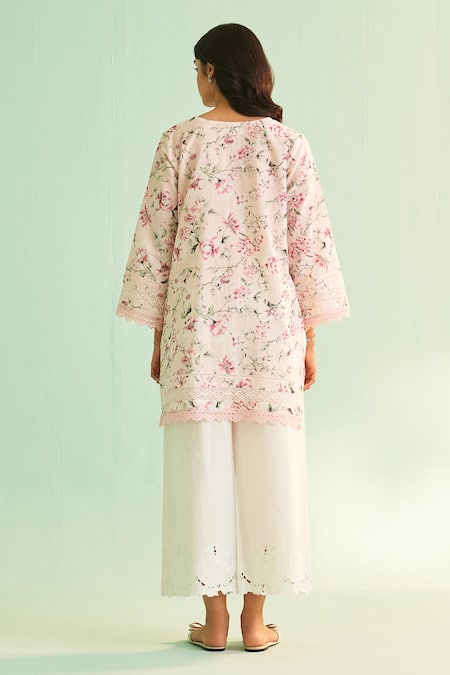 Shop Shetab Kazmi Pink Cotton, Linen Embroidery, Cut Work Split V-neck Floral Kurta Set at Aza Fashions Shop_Shetab Kazmi_Pink Cotton, Linen Embroidery, Cut Work Split V-neck Floral Kurta Set _at_Aza_Fashions