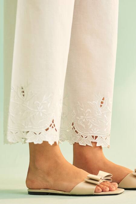 Shetab Kazmi Pink Cotton, Linen Embroidery, Cut Work Split V-neck Floral Kurta Set Online at Aza Fashions Shetab Kazmi_Pink Cotton, Linen Embroidery, Cut Work Split V-neck Floral Kurta Set _Online_at_Aza_Fashions