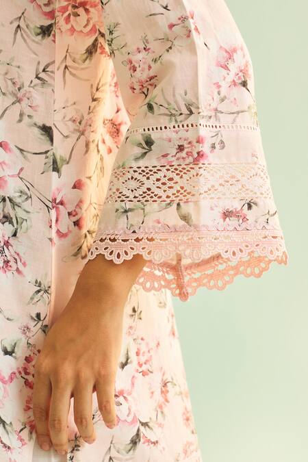 Shop Shetab Kazmi Pink Cotton, Linen Embroidery, Cut Work Split V-neck Floral Kurta Set Online at Aza Fashions Shop_Shetab Kazmi_Pink Cotton, Linen Embroidery, Cut Work Split V-neck Floral Kurta Set _Online_at_Aza_Fashions