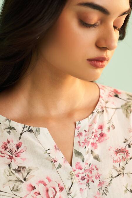Shop_Shetab Kazmi_White Cotton, Linen Lace Split V-neck Floral Printed Kurta Set With Salwar _Online_at_Aza_Fashions