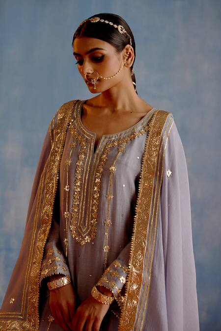 Buy_Shetab Kazmi_Gray Chanderi, Cotton Mirrors Split V-neck Mukaish Embroidered Kurta Set _Online_at_Aza_Fashions
