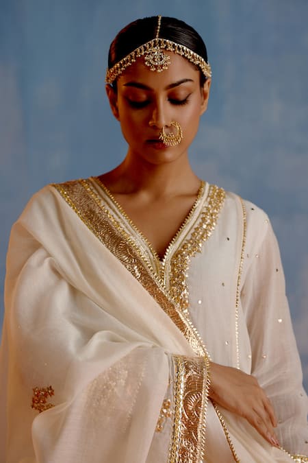 Buy_Shetab Kazmi_White Chanderi, Cotton Gota Patti, Mirrors, Lace Mukaish Embroidered Kurta Set _Online_at_Aza_Fashions