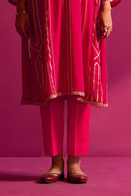 Buy_Shetab Kazmi_Fuchsia Viscose, Georgette Gota Patti, Beads Dhanak Embroidered Kurta Set _Online_at_Aza_Fashions