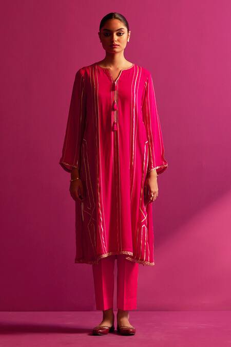 Shop_Shetab Kazmi_Fuchsia Viscose, Georgette Gota Patti, Beads Dhanak Embroidered Kurta Set 