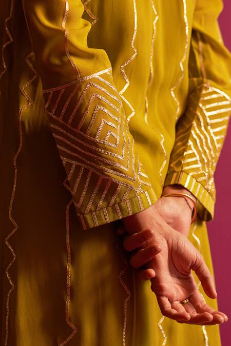 Buy_Shetab Kazmi_Green Viscose, Georgette Gota Patti, Beads Mandarin Embroidered Kurta Pant Set 