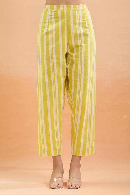 Shivani Bhargava Yellow Handloom Cotton V-neck Floral Print Kurta Set at Aza Fashions Shivani Bhargava_Yellow Handloom Cotton V-neck Floral Print Kurta Set_at_Aza_Fashions