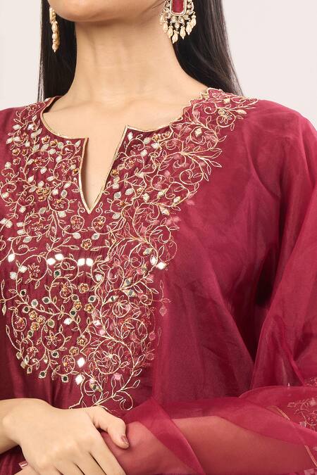 Buy Asaga Maroon Chiffon Gota Patti, Mirrors, Zari, Embroidery Floral Vine Kurta Set Buy_Asaga_Maroon Chiffon Gota Patti, Mirrors, Zari, Embroidery Floral Vine Kurta Set