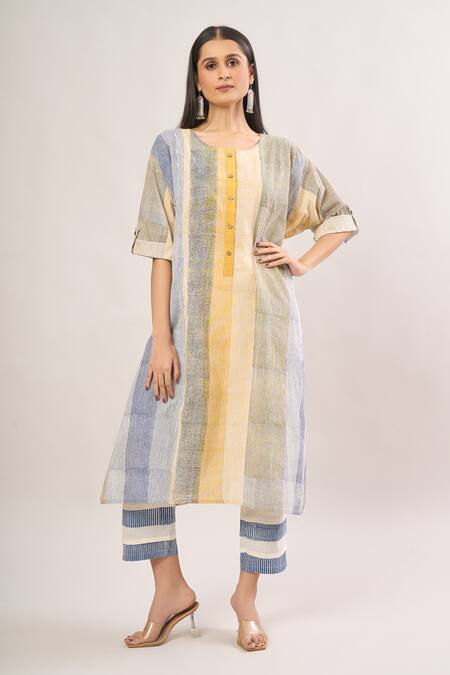 Banana Labs_Multi Color Cotton Round Neck Stripe Kurta Set _at_Aza_Fashions