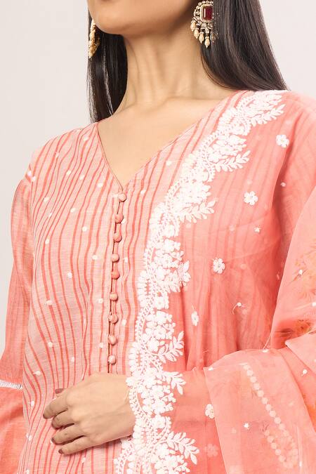 Karaj Jaipur_Peach Cotton Embroidery, Lace V-neck Ombre Floral Kurta Set_at_Aza_Fashions