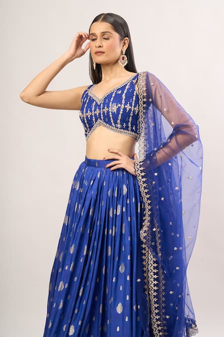 Lashkaraa Blue Chiffon Embroidery, Sequins, Zari Round Woven Floral Buttis Lehenga Set at Aza Fashions Lashkaraa_Blue Chiffon Embroidery, Sequins, Zari Round Woven Floral Buttis Lehenga Set _at_Aza_Fashions