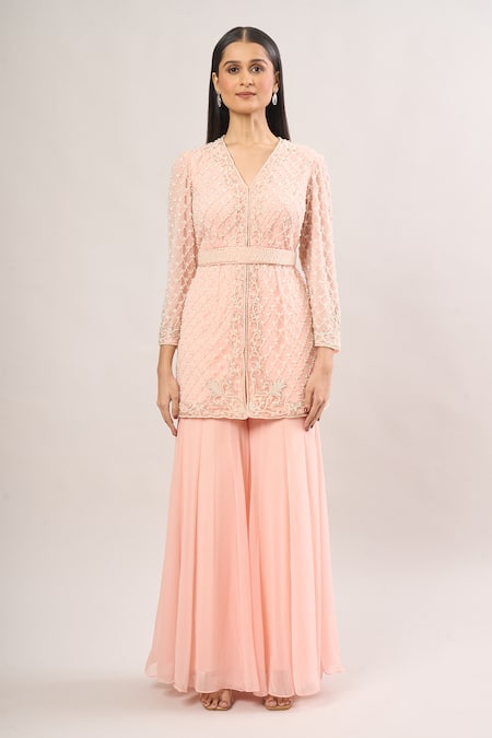 Buy_Studio22 By Pulkita Arora Bajaj_Peach Georgette Cut Work, Pearls V-neck Geometric Embroidered Gharara Set 
