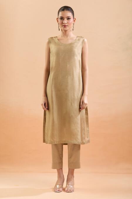 Prisho_Gold Tassels, Embroidery Round Neck Floral Kaftan Set _at_Aza_Fashions