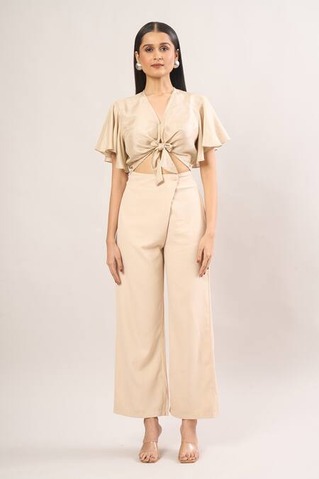 Shweta Kapoor_Cream V-neck Front Tie-up Ruffle Sleeve Crop Top _Online_at_Aza_Fashions