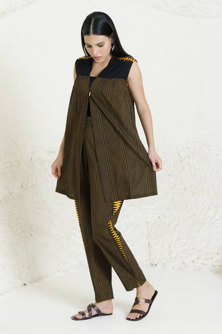 Orcr_Black Cotton Sequins V-neck Striped Jacket Kurta Set _at_Aza_Fashions