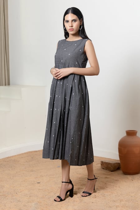 Buy_Orcr_Black Cotton Beads Round Neck Checkered Detail Midi Dress _Online_at_Aza_Fashions