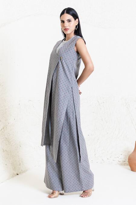 Buy_Orcr_Gray Cotton V-neck Grey Polka Dot Asymmetric Jacket Kurta Set _Online_at_Aza_Fashions
