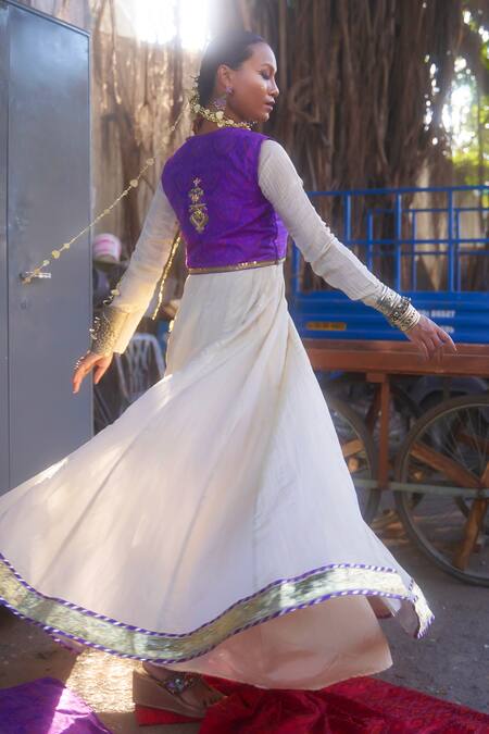 Muskann Kapadiaa Ikat Embroidered Anarkali Set 