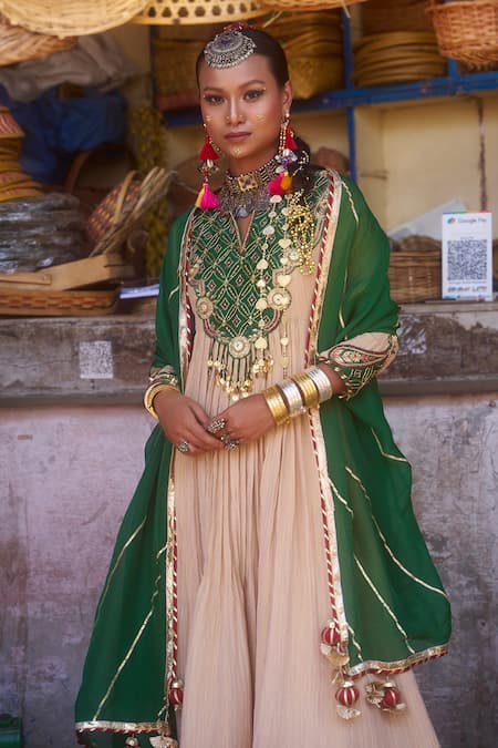 Muskann Kapadiaa Beige Zari Embroidered Anarkali Set 