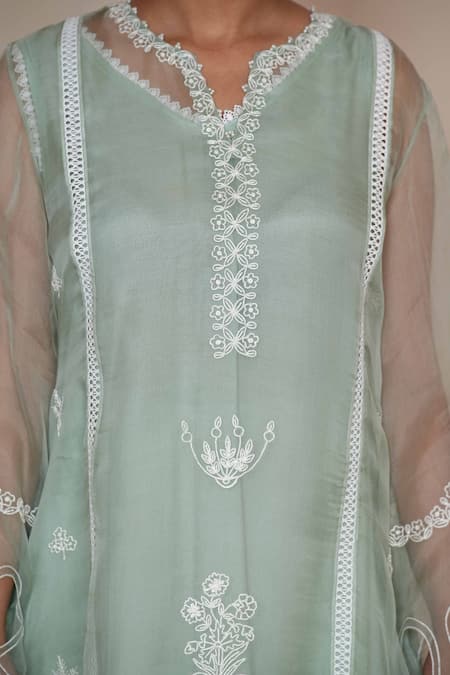 Jyoti Bansal Floral Vine Embroidered Kurta Set 