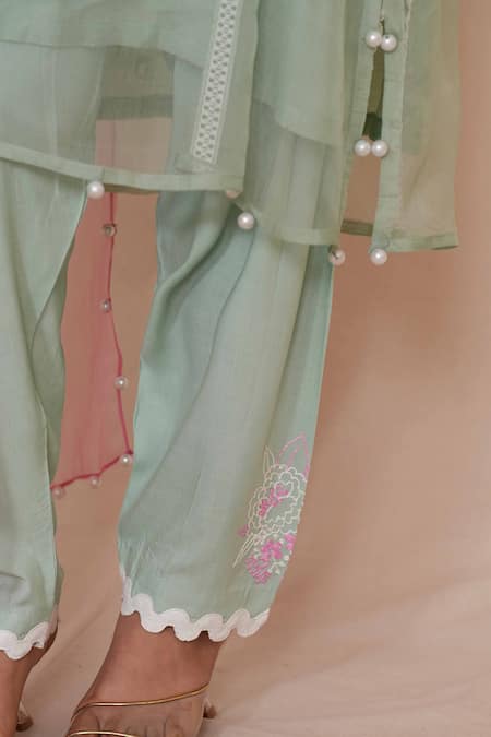 Shop_Jyoti Bansal_Green Organza, Cotton Pearls, Lace V-neck Mint Floral Applique Kurta Set _Online_at_Aza_Fashions