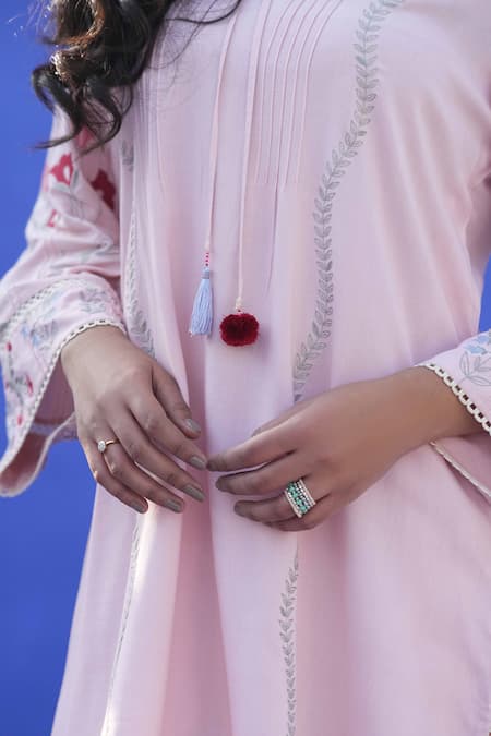 Shop Jyoti Bansal Pink Linen, Cotton Tassels, Lace, Embroidery Open Neck Floral Tie-up Kurta Set Online at Aza Fashions Shop_Jyoti Bansal_Pink Linen, Cotton Tassels, Lace, Embroidery Open Neck Floral Tie-up Kurta Set _Online_at_Aza_Fashions