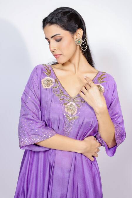 Shop_Brahmand By Vertika Kalra_Purple Muslin Embroidery V-neck Floral Kaftan And Pant Set _Online_at_Aza_Fashions