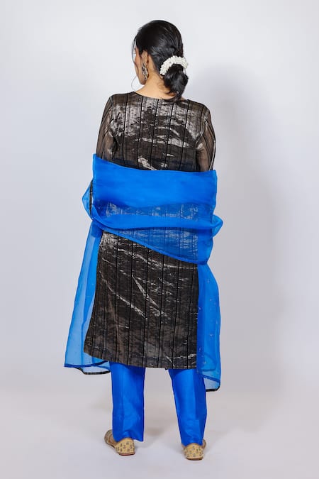 Brahmand By Vertika Kalra Floral Embroidered Kurta Set 